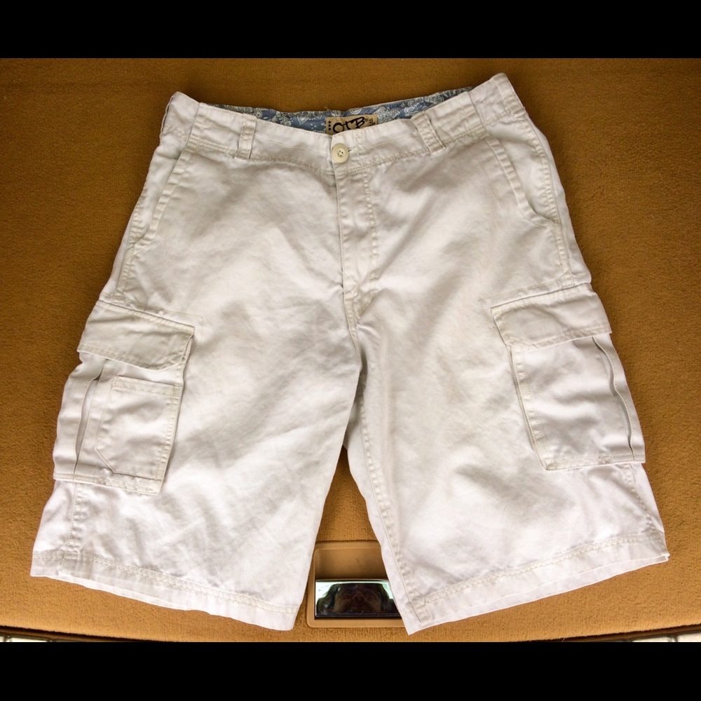 OTB Khaki Cargo Shorts 🥾🌞🍻🛫🏕
